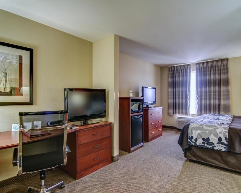 Mainstay Suites Madison - Monona Exterior photo