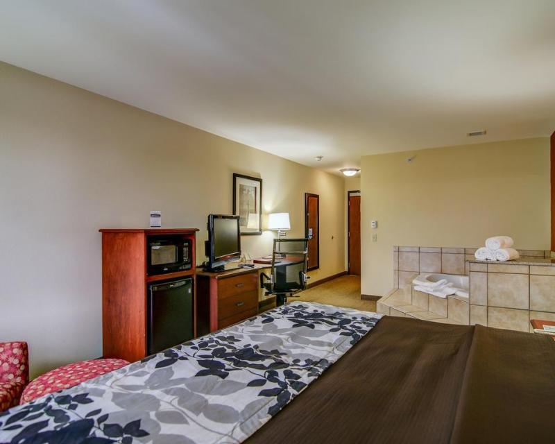 Mainstay Suites Madison - Monona Exterior photo