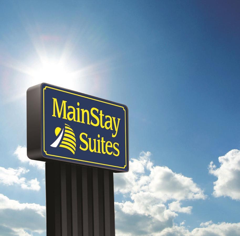 Mainstay Suites Madison - Monona Exterior photo