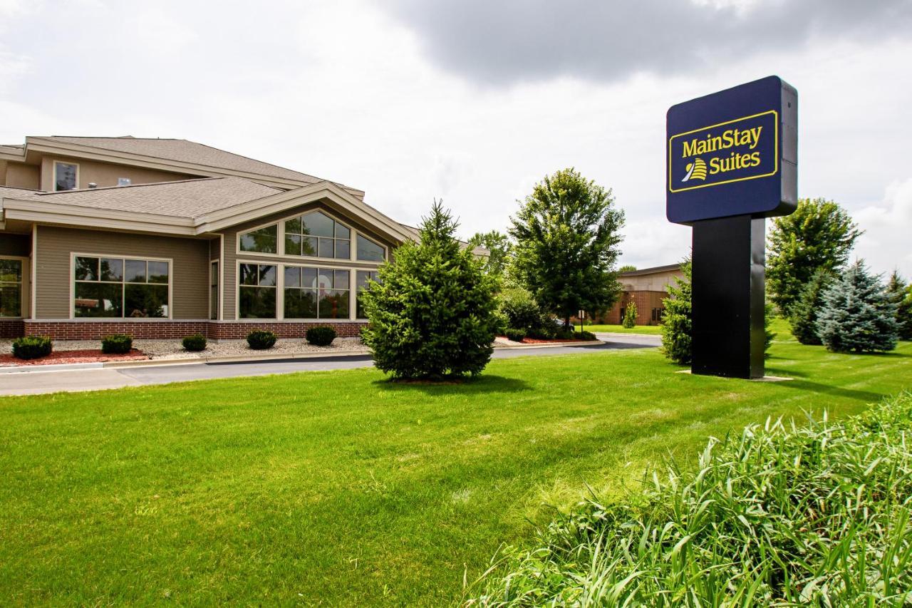 Mainstay Suites Madison - Monona Exterior photo