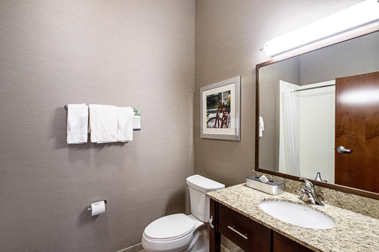 Mainstay Suites Madison - Monona Exterior photo